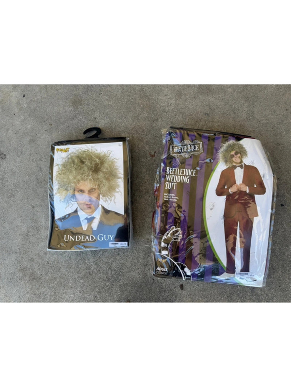 New Beetlejuice Wedding Suit Men’s Medium/M Spirit Halloween Costume and Wig